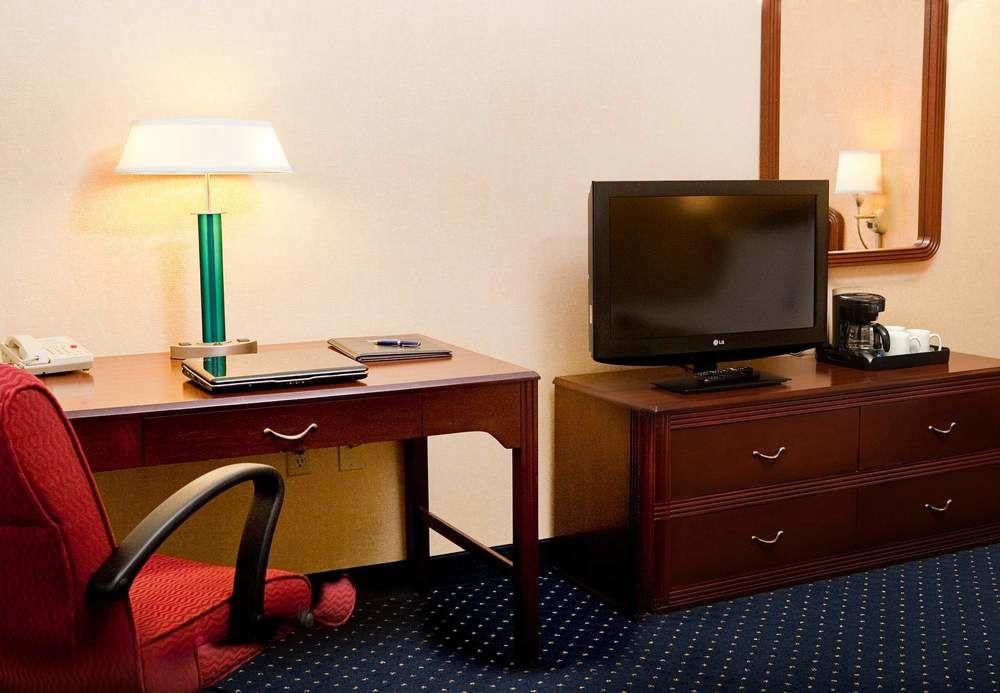 Courtyard By Marriott Livermore Exteriör bild