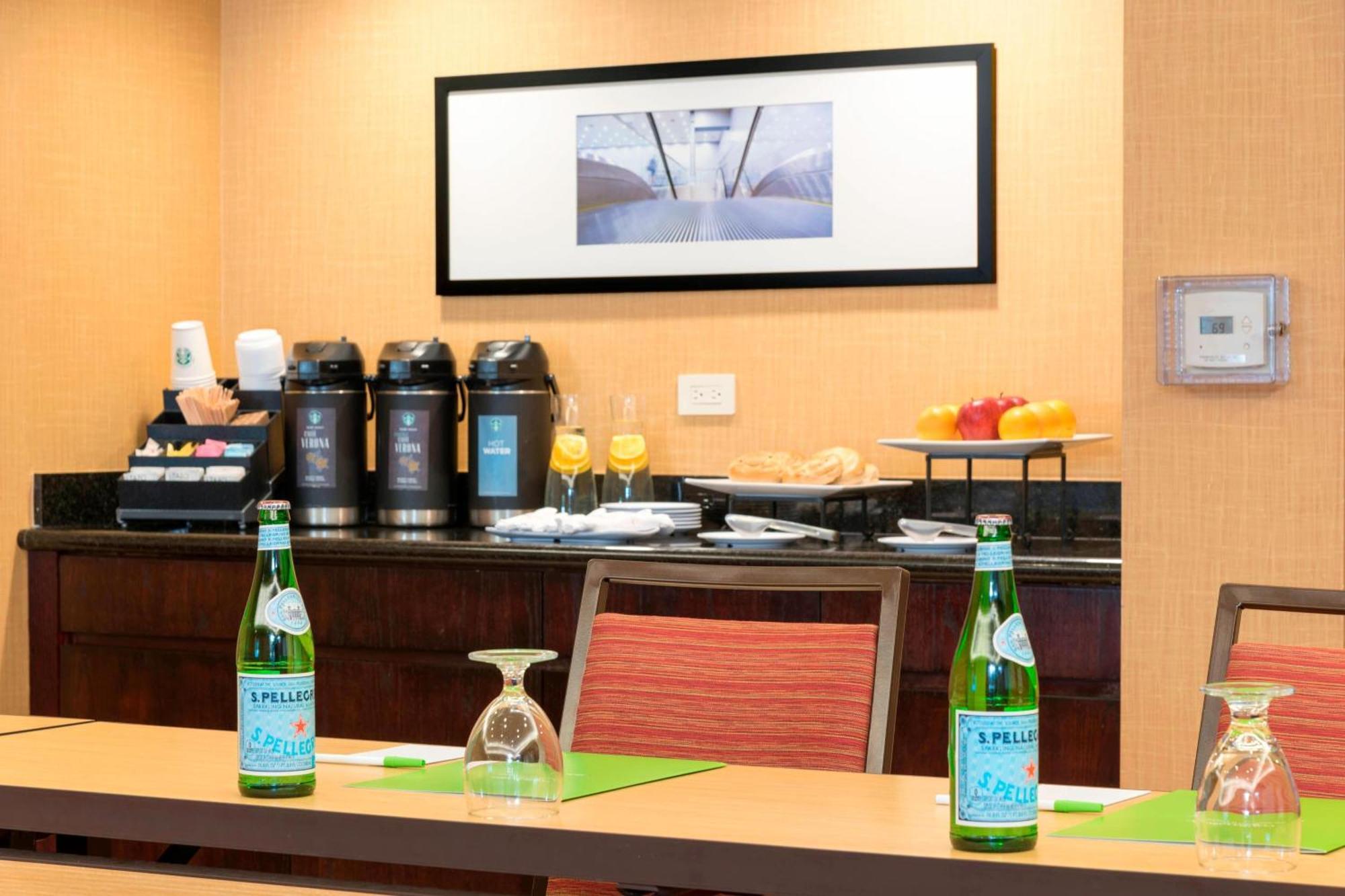 Courtyard By Marriott Livermore Exteriör bild