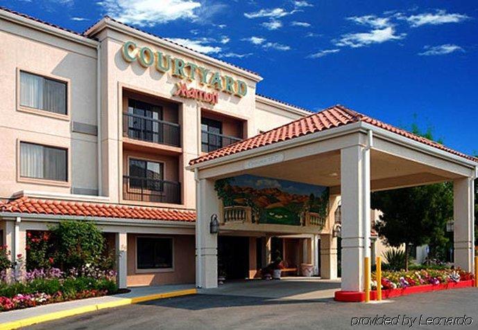 Courtyard By Marriott Livermore Exteriör bild