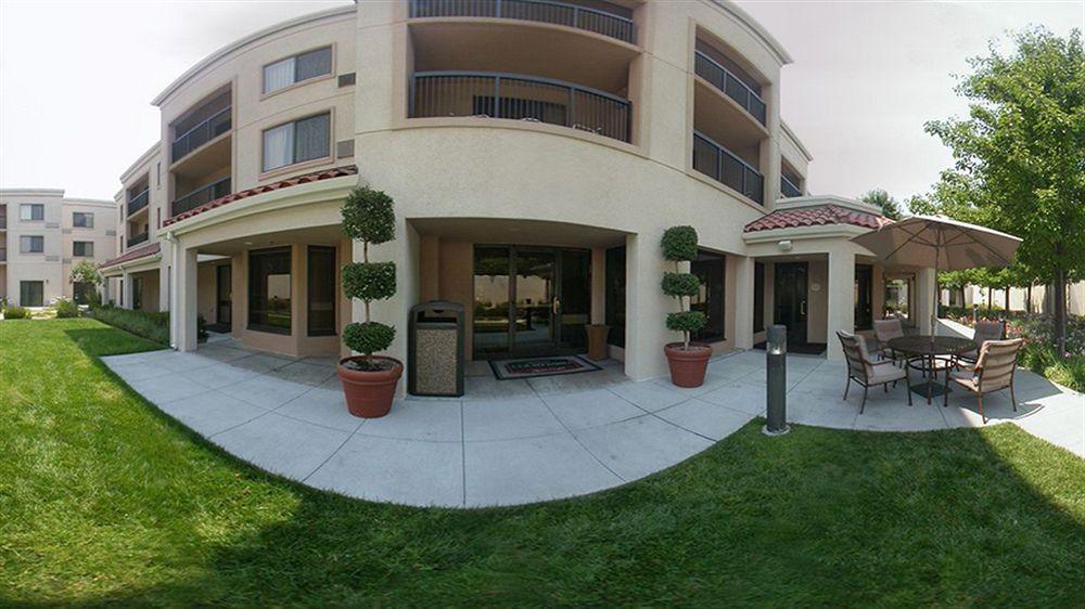 Courtyard By Marriott Livermore Exteriör bild