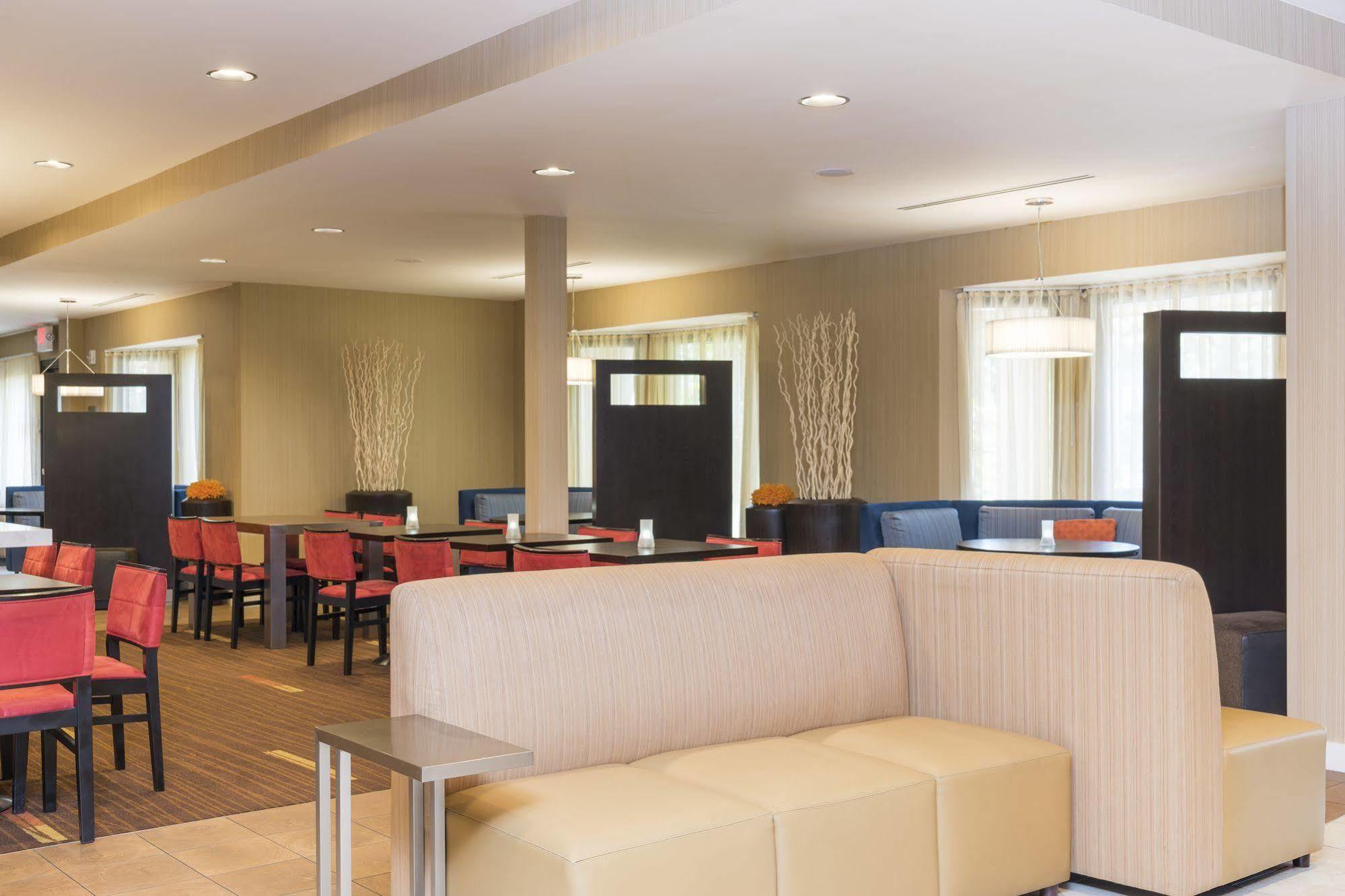 Courtyard By Marriott Livermore Exteriör bild