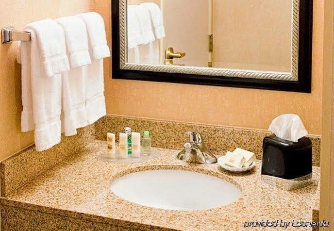 Courtyard By Marriott Livermore Exteriör bild